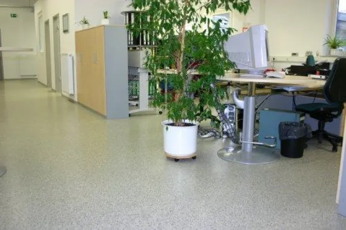 Bild: Everroll® von BSW - Kautschukboden mit Eigenschaften textiler Beläge