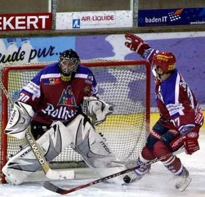Bild: Deutscher Eishockey Pokal exklusiv - Wölfe Freiburg gegen Adler Mannheim im Live-Stream