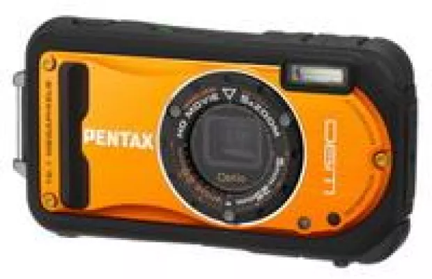 Bild: PENTAX Optio W90 jetzt als Trio: Shiny Orange als dritte, frische und sommerliche Gehäusefarbe