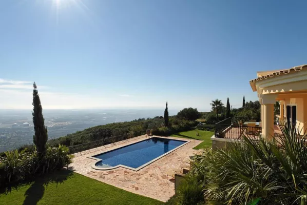 Bild: Ferienhäuser frühzeitig buchen