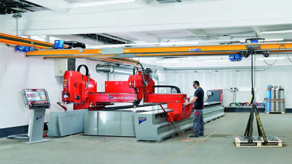 sta setzt zur Blech, Rohr- & Profilbearbeitung auf eine Plasmaschneidanlage der MG Baureihe