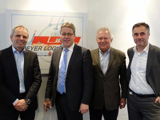 Umweltschonender Verteilerverkehr: Meyer Logistik investiert in alternative Antriebe Bild: Umweltschonender Verteilerverkehr: Meyer Logistik investiert in alternative Antriebe