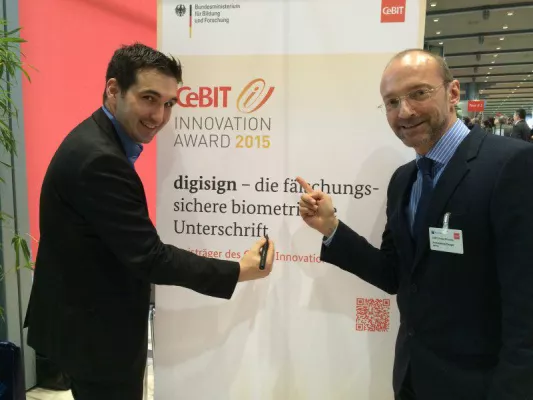 Bild: digipen erhält CeBIT Innovation Award 2015