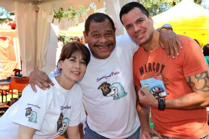 Bild: Claire Fisher und Günther Kaufmann auf dem ‚Dogwalk‘