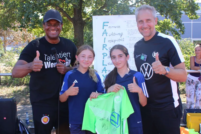 Bild: Schulfußball-Liga „Talentiert & Wertvoll“ begeistert Kinder in Peine und Gifhorn