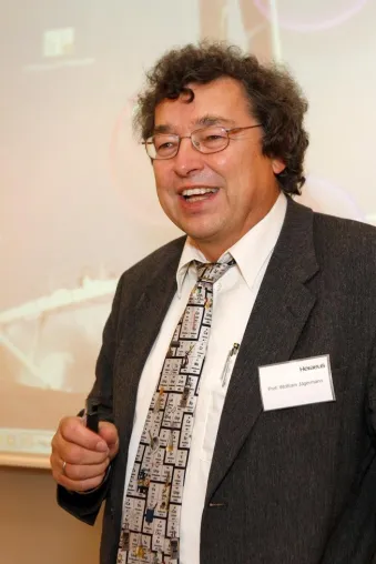 Materialwissenschaften & Bolognaprozess - Prof. Dr. Wolfram Jägermann von der TU Darmstadt zu Gast bei Heraeus Bild: Materialwissenschaften & Bolognaprozess - Prof. Dr. Wolfram Jägermann von der TU Darmstadt zu Gast bei Heraeus
