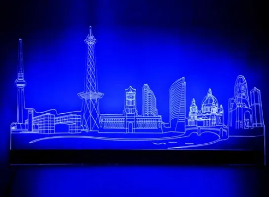 Bild: Das beleuchtete Wandtattoo – LED-Skylines von alenio