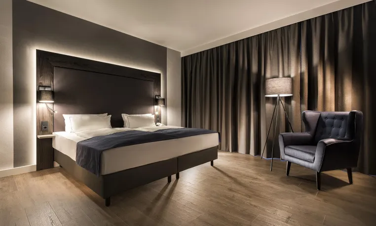 Umfangreiche Zimmerrenovierung im Holiday Inn Berlin City-West Bild: Umfangreiche Zimmerrenovierung im Holiday Inn Berlin City-West