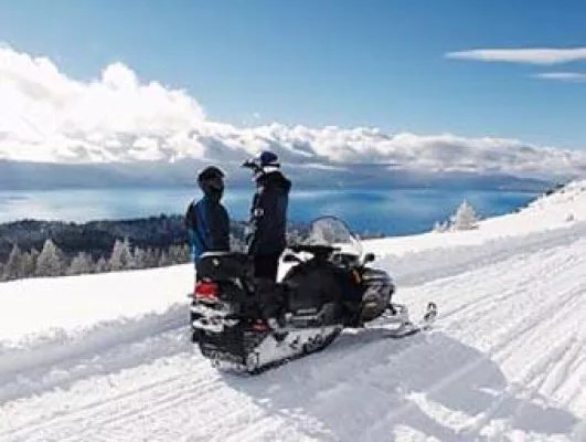 Der Himmel auf Erden - Der Lake Tahoe ist ein Paradies für Winterliebhaber Bild: Der Himmel auf Erden - Der Lake Tahoe ist ein Paradies für Winterliebhaber
