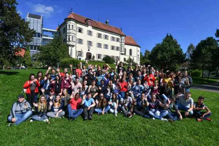 Bild: 143 neue Auszubildende beginnen bei der Stiftung Liebenau