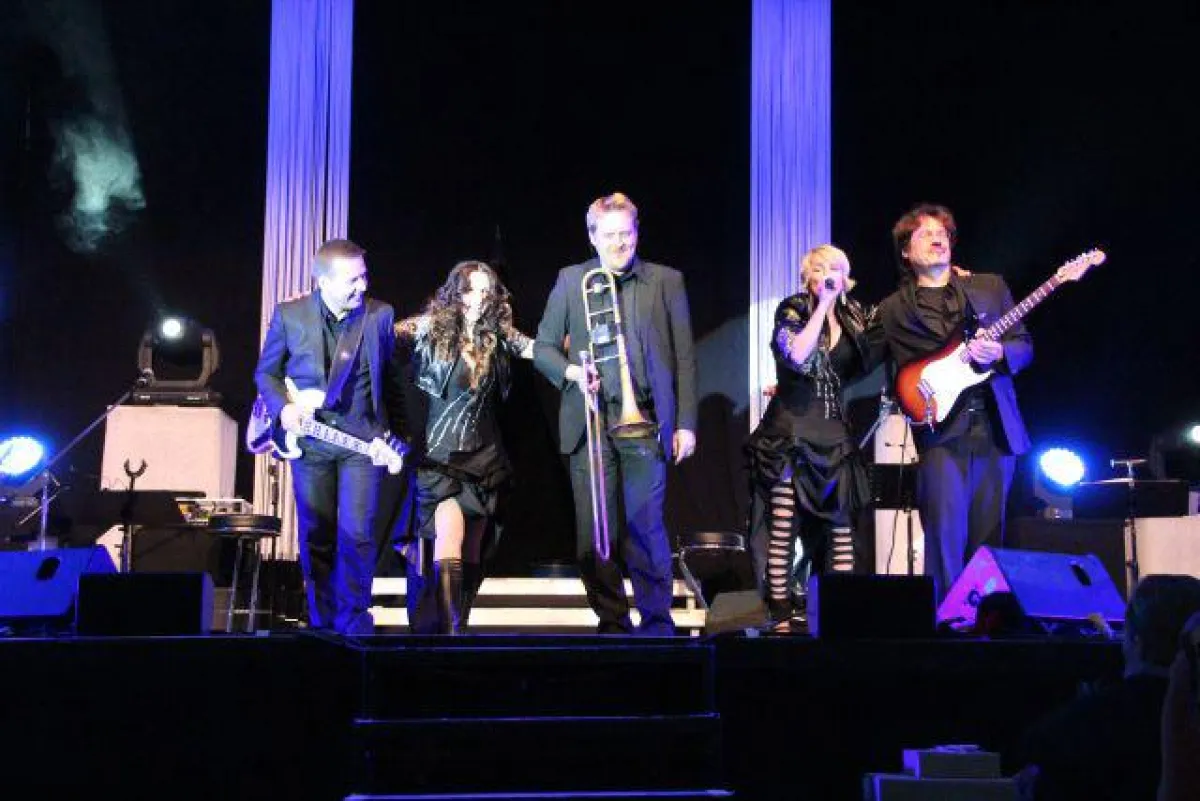 Anita und Alexandra Hofmann feiern Bühnenjubiläum mit technischer Unterstützung von GEMCO