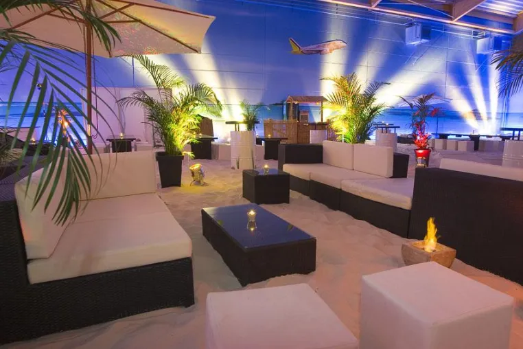 Beachclubs stehen bei Firmenfeiern hoch im Kurs. Bild: Beachclubs stehen bei Firmenfeiern hoch im Kurs.