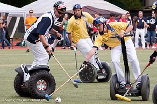 ISPA WOZ Challenge CUP 2015 – die Weltmeisterschaft im SegwayPolo findet in Köln statt. Bild: ISPA WOZ Challenge CUP 2015 – die Weltmeisterschaft im SegwayPolo findet in Köln statt.