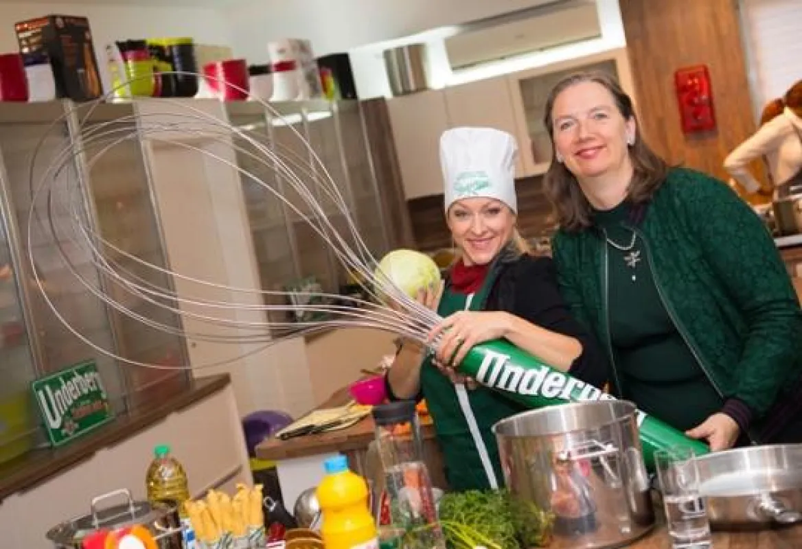 Gewinnerin Viktoria Wochner und Dr. Hubertine Underberg-Ruder
