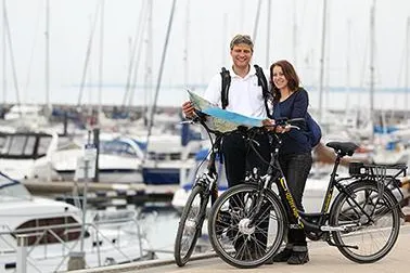 Bild: Buchungsportal mietrad.de fährt auf neuen Fahrradwegen
