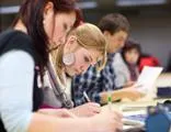 Bild: Schulpsychologie: Wie Gruppenunterricht erfolgreicher werden kann