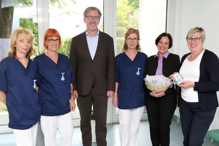 Bild: „Danke, dass ihr da seid!“ – Evangelisches Krankenhaus Hubertus würdigt seine Pflegekräfte