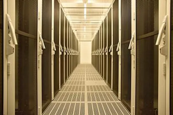 Bild: Das Internet Systemhaus ODN präsentiert sein neues Rechenzentum auf der it-sa 2015