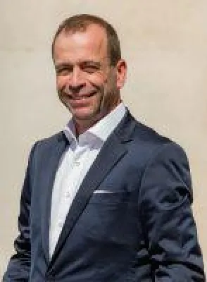 Bild: Das Kreuz mit dem Stern in der Gastronomie