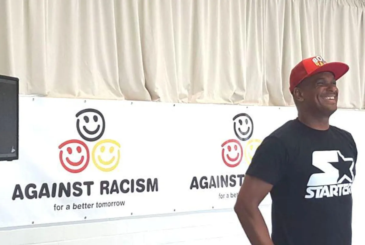 Martin Rietsch alias 2schneidig engagiert sich gegen Rassismus und Ausgrenzung