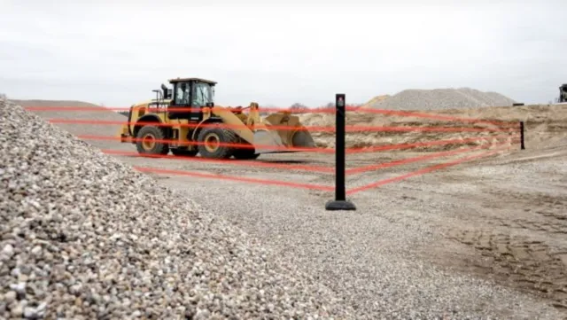 Bild: Unsichtbarer Sicherheits-Zaun revolutioniert die Baustellenüberwachung 