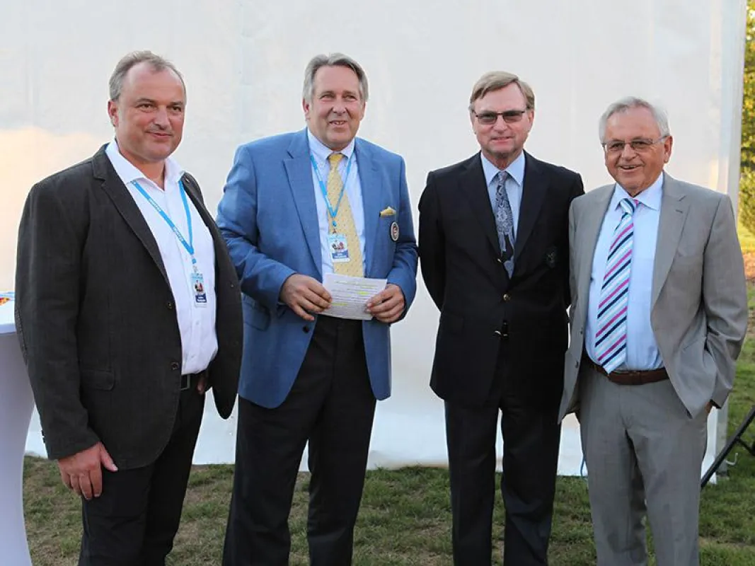 V.l.n.r: Andreas Kramski, Claus Kobold, Präsident DGV, Gerd Kaiser, GC Lich, Wiestaw Kramski