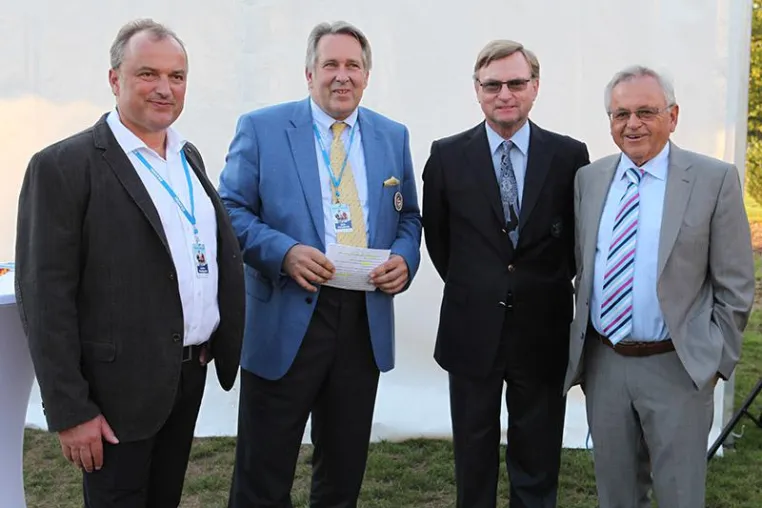 Titelsponsor KRAMSKI bleibt der DGL 2016 treu Bild: Titelsponsor KRAMSKI bleibt der DGL 2016 treu