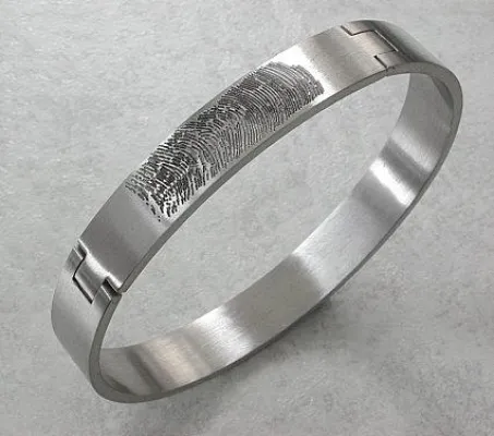 Bild: Die Kraft des Laser-Lichtes im Schmuck-Design