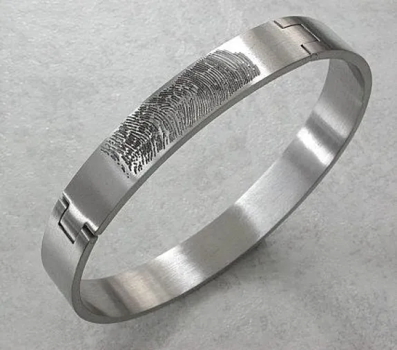 Die Kraft des Laser-Lichtes im Schmuck-Design Bild: Die Kraft des Laser-Lichtes im Schmuck-Design