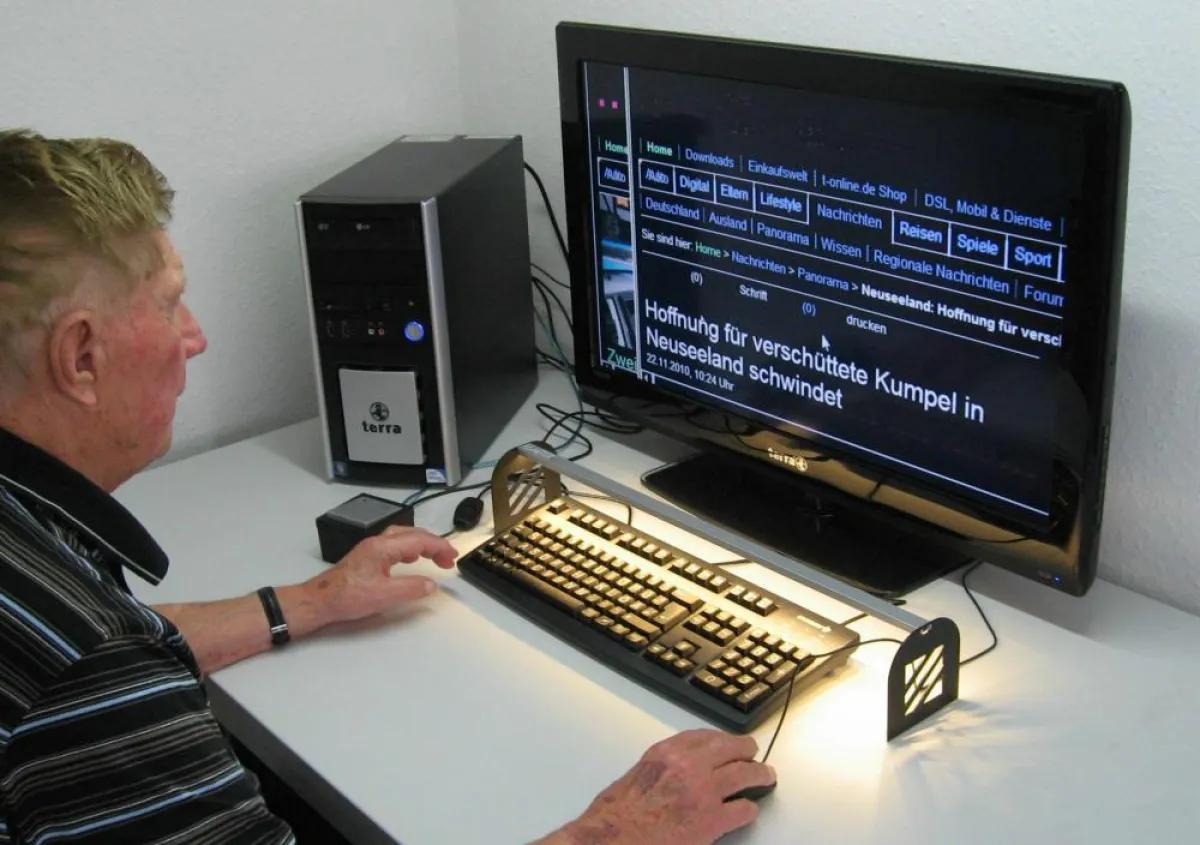 Bildschirmarbeit ist auch bei Sehschwäche möglich