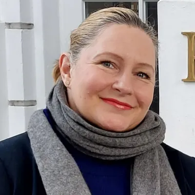 Bild: Von der Legasthenie zur Kinderbuchautorin: Kira Kimmelmann liest in Mannheim aus „Rosa Immergrün“