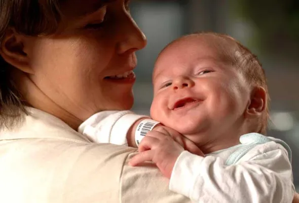 Bild: Zweifelsfreie Identifikation mit Armilla Patientenarmbändern - Gesteigerte Sicherheit – maximaler Komfort