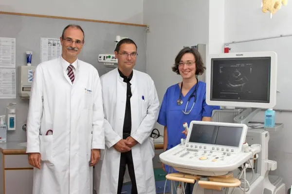 Bild: Neues Ultraschallgerät zur Untersuchung des Herzens