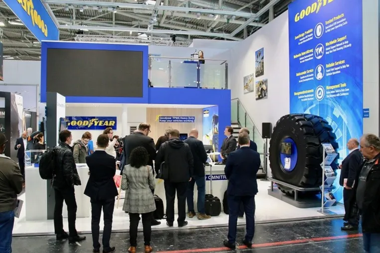 Goodyear auf der bauma 2019: Reifendruckkontrollsystem "Heavy Duty" und Omnitrac-Reifenserie Bild: Goodyear auf der bauma 2019: Reifendruckkontrollsystem "Heavy Duty" und Omnitrac-Reifenserie