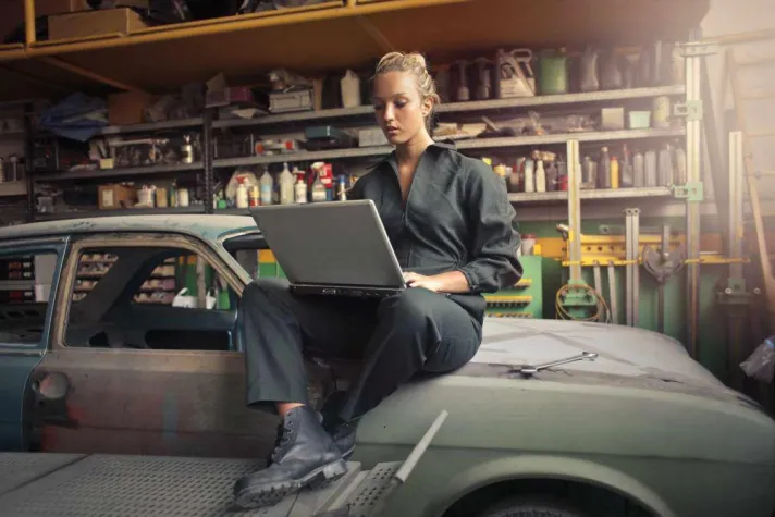 Bild: BIGBOXX der Partner für KFZ-Werkstatteinrichtungen