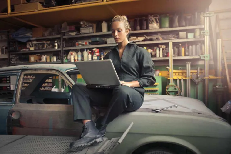 BIGBOXX der Partner für KFZ-Werkstatteinrichtungen Bild: BIGBOXX der Partner für KFZ-Werkstatteinrichtungen