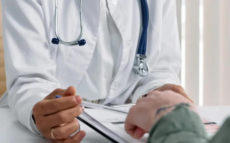 Bild: Internist Dr. Bernhard Scheja: Ganzheitlicher Ansatz in der Patientenbetreuung