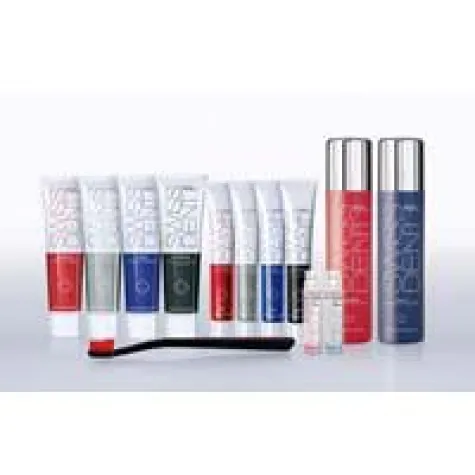 SWISSDENT - die kleine Tube im Look des großen Bruders Bild: SWISSDENT - die kleine Tube im Look des großen Bruders