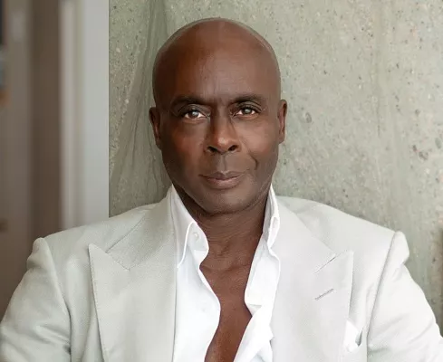Bild: Shopping und Selfie-Time mit Bruce Darnell