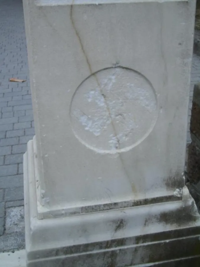 Der Nazi-Grenzstein am Brenner