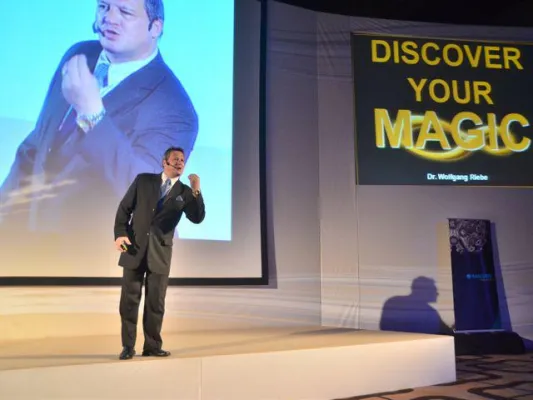 Bild: Mentalcoach Dr. Wolfgang Riebe neu im Sales Motion Referenten Pool