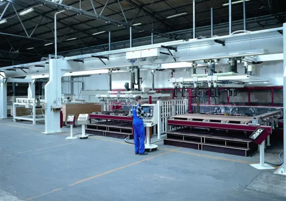 Bild: Investitionen in die Zukunft; Westag – Schalung und Sperrholz in neuen Dimensionen