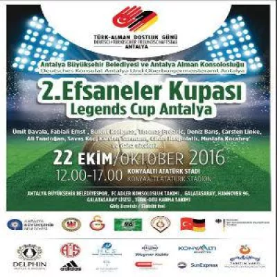 Bild: Fußball-Legenden treffen sich in Antalya