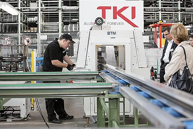 Bild: Wirtschaftlich und innovativ: Die TKI System GmbH investiert in neue Lagertechnik
