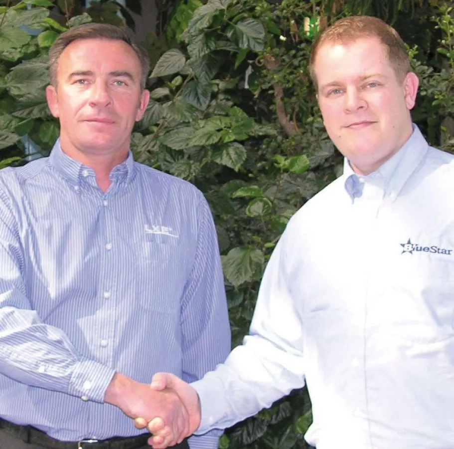 Didier Cousin, Distribution Channel Manager, LXE Europa und Alexander Stahl, Managing Director BlueStar Europe