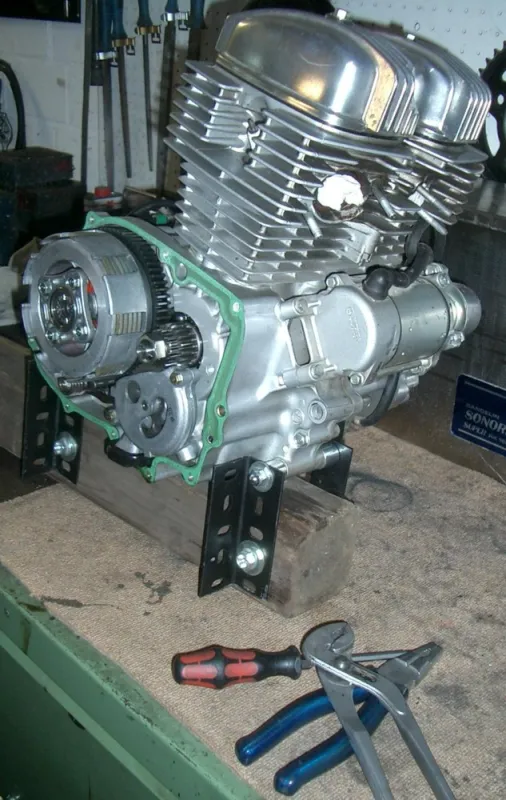 Testmotor für den großen Schrauberwettbewerb am 1.4. in Geesthacht