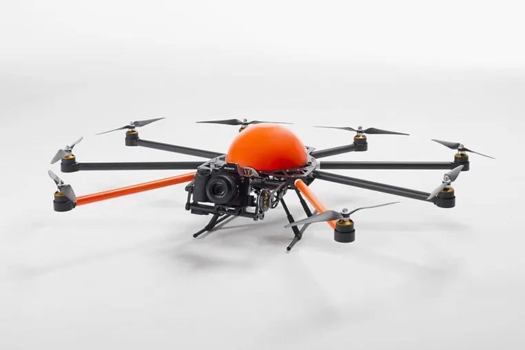 Bild: Height-Tech HT-8 C180 - Der Optimale für spezielle Inspektions- und Filmflüge