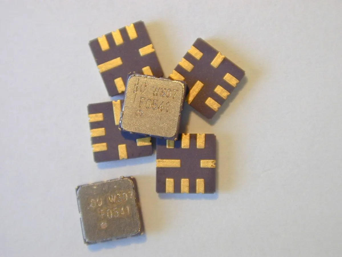 Temex bringt eine integrierte Miniaturlösung auf den Markt: den TMX DU W307-Duplexer, einen 5x5 mm CDMA450-Duplexer