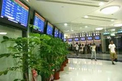 Bild: Taiwan stattet größten öffentlichen Verkehrs-Hub mit WebDT Digital Signage System aus