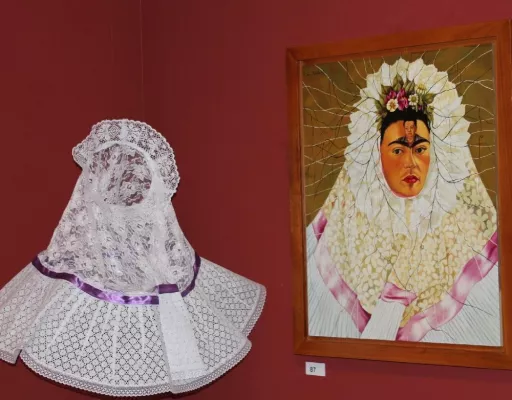 Bild: Ab sofort sind zwei außergewöhnliche Exponate in der Frida Kahlo Ausstellung zu sehen